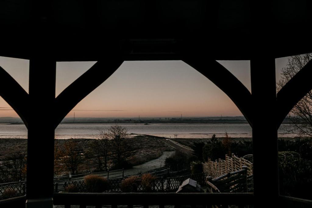 The Ferry House Bed and Breakfast Eastchurch Eksteriør billede